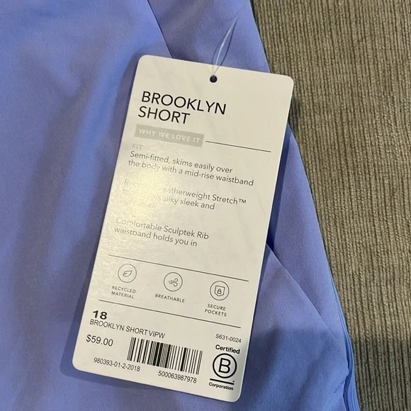 🎁 NWT Athleta Brooklyn Short in Light Blue/Lilac (Victorian Periwinkle) Size 18 - Picture 4 of 12